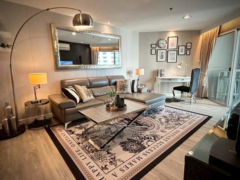 辉煌区 | Belle Grand Rama9 公寓出租/售 3卧 100平米 出租88,000泰铢/月，出售1596.5万泰铢