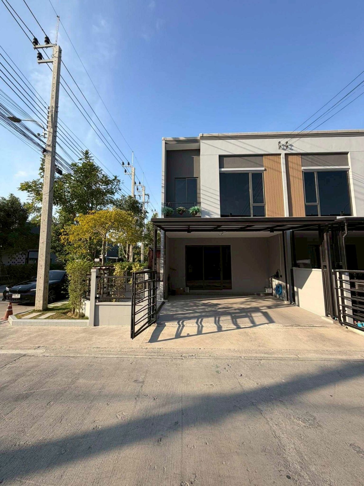 北榄府 | Pleno Sukhumvit-Bangna 2 联排别墅出租 2卧 110平米 37,000泰铢/月（可养狗）