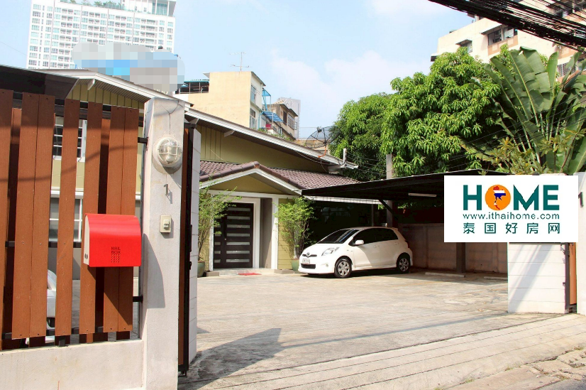 翁通郎区 | Chok chai 4 — Lat phrao区域 家庭办公室出租 600平米 150,000泰铢/月（可注册公司）