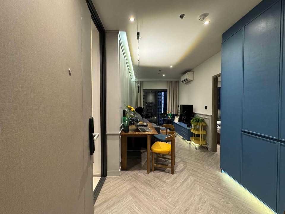 拉差贴威区 | Life Asoke Hype 公寓出租/售 1卧 35平米 出租25,000泰铢/月，出售620万泰铢