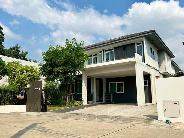 曼柯廉区 | Rhythm Charoenkrung Pavillion 公寓出租/ 售2卧 100平米 出租130,000泰铢/月，出售2500万泰铢