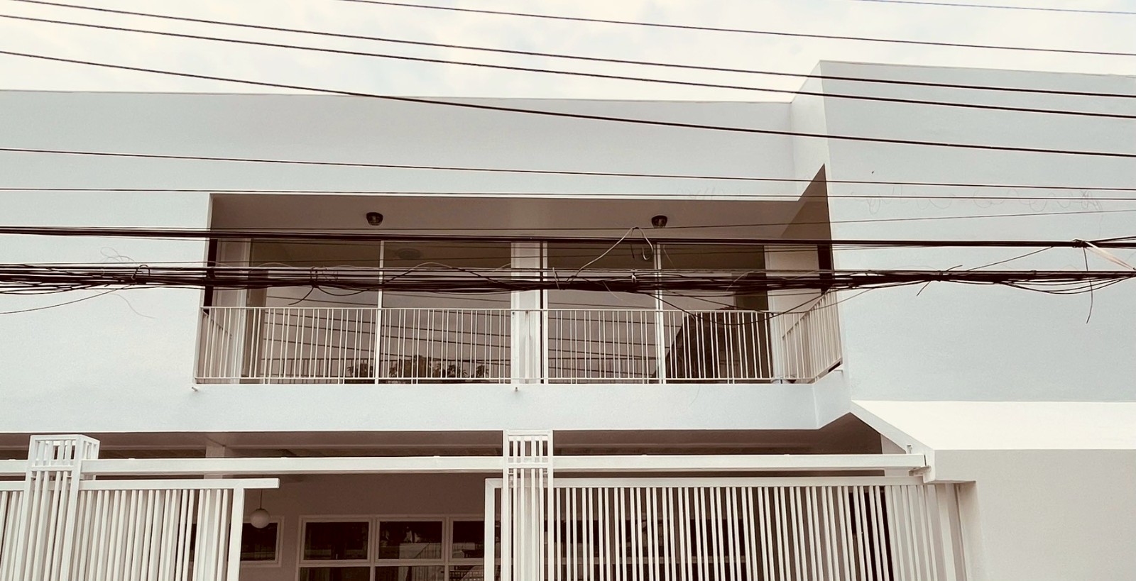 辉煌区 | Wattananiwet巷 — Ratchada地段 独栋别墅出租 4卧 300平米 65,000泰铢/月（可注册公司）