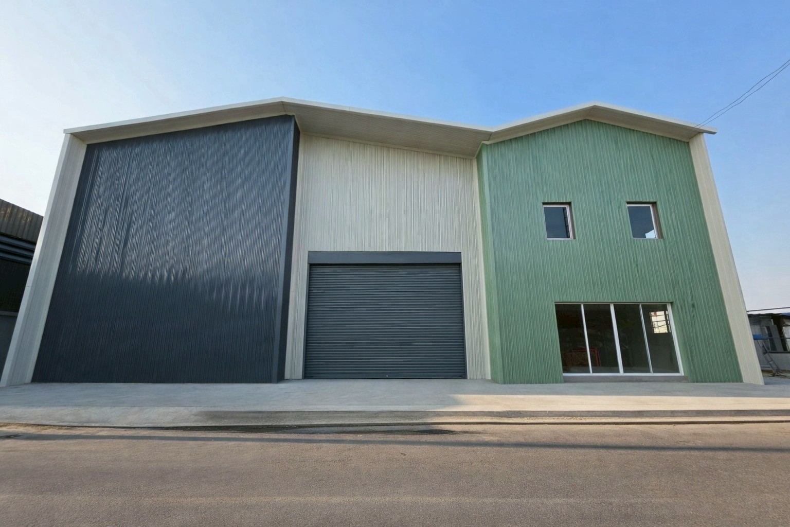 曼甲必区 | Nawamin — Latphrao地段 带办公室仓库出租 513平米 85,000泰铢/月