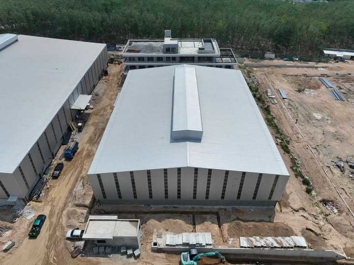 罗勇府 |【紫色区】Mab Yang Phon, Pluak Daeng区域 工厂出租 2,200平米 每平米150泰铢/月（可申请工厂许可证）