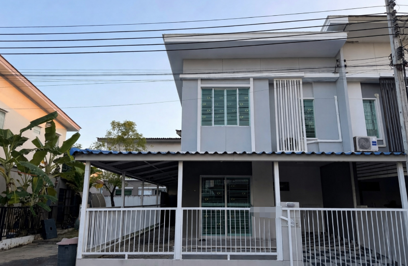 北榄府 | PRUKSA VILLE 66/1 BANGNA – NHAMDAENG 联排别墅出售 3卧 94.8平米 263万泰铢