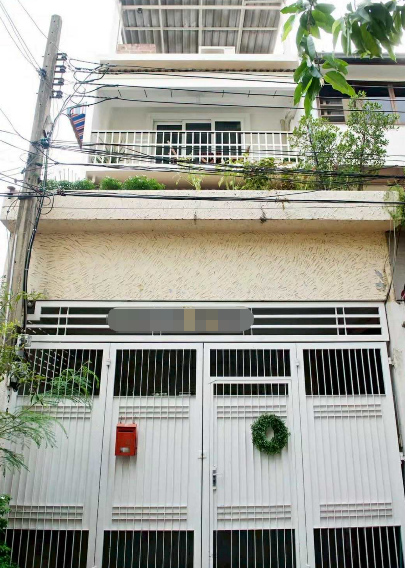 沙吞区 | Sathorn - Narathiwat市中心 联排别墅出租 4卧 192平米 65,000泰铢/月