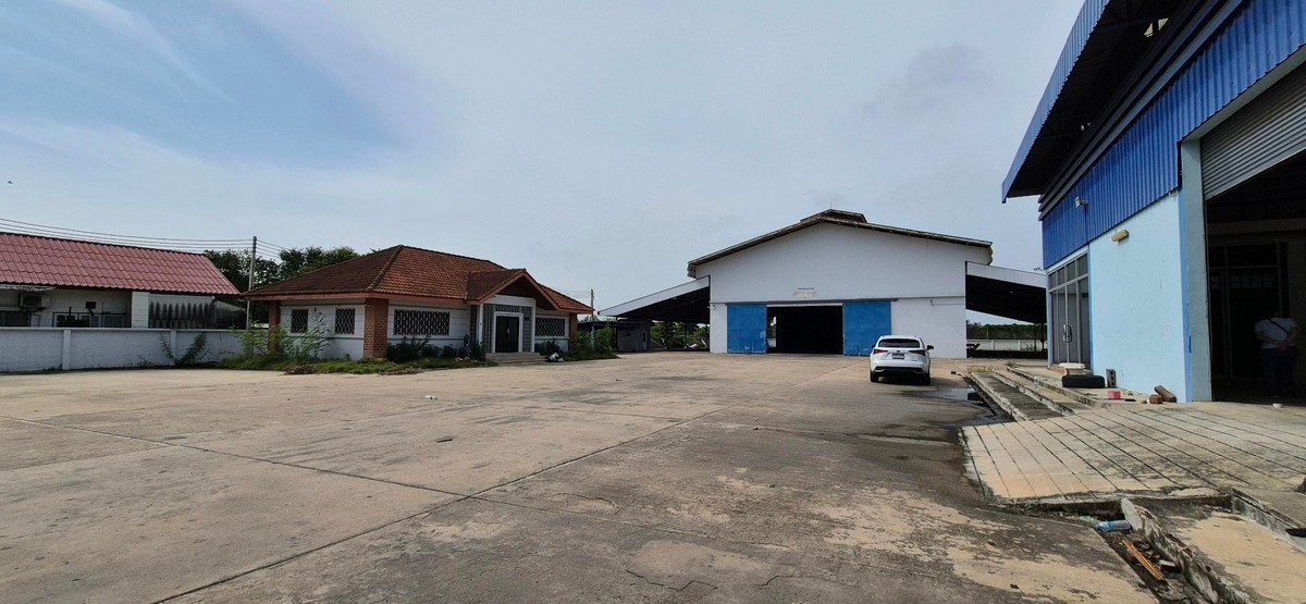 空三华区 | Phraya Suren — Ram Intra 工厂/仓库出租 4,800平米 320,000泰铢/月