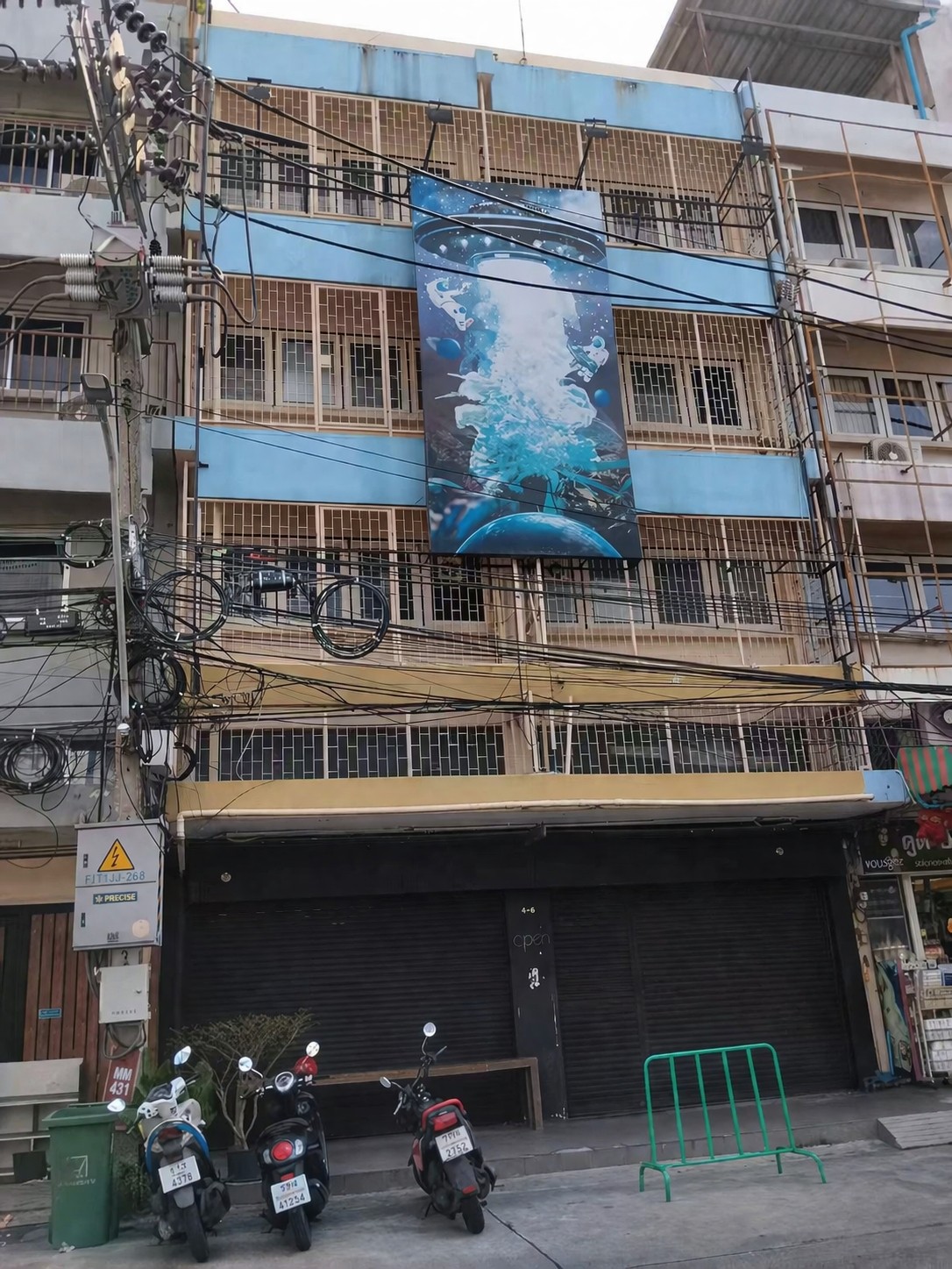 曼柯廉区 | Chan Road，Rama 3地段 商铺出租 4房 120平米 65,000泰铢/月（可注册公司）