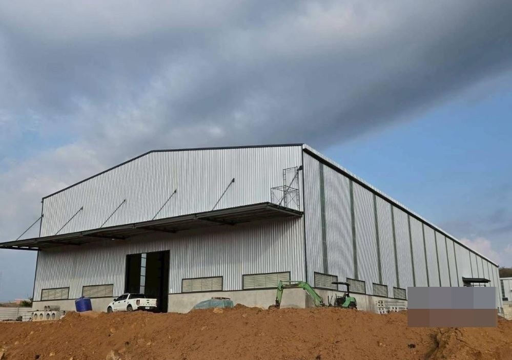 罗勇府【紫色区】Nikhom Patthana区域 工厂/仓库出租 2,880平米 432,000泰铢/月