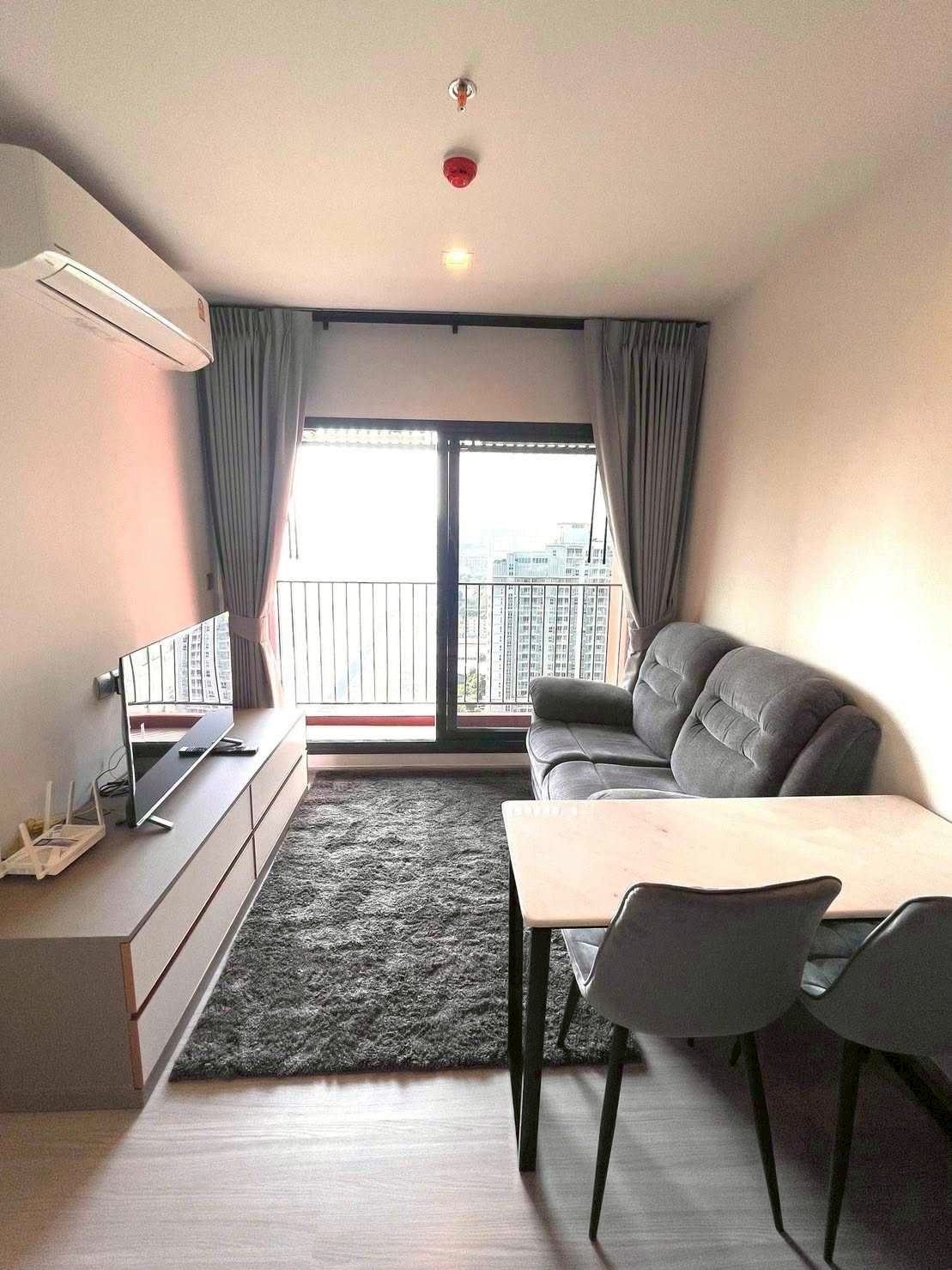 拉差贴威区 | Life Asoke Hype 公寓出租 1卧 32平米 23,000泰铢/月