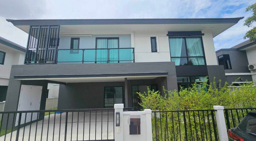 北榄府 | Britania Bangna-Suvarnabhumi Km.26 独栋别墅出租 4卧 245平米 60,000泰铢/月