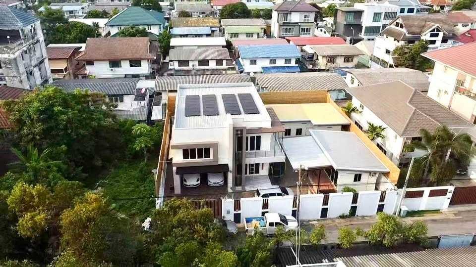 辉煌区 | Sutthisan 独栋别墅出租(可注册公司) 土地512平方米 7卧7卫 租金150,000泰铢/月