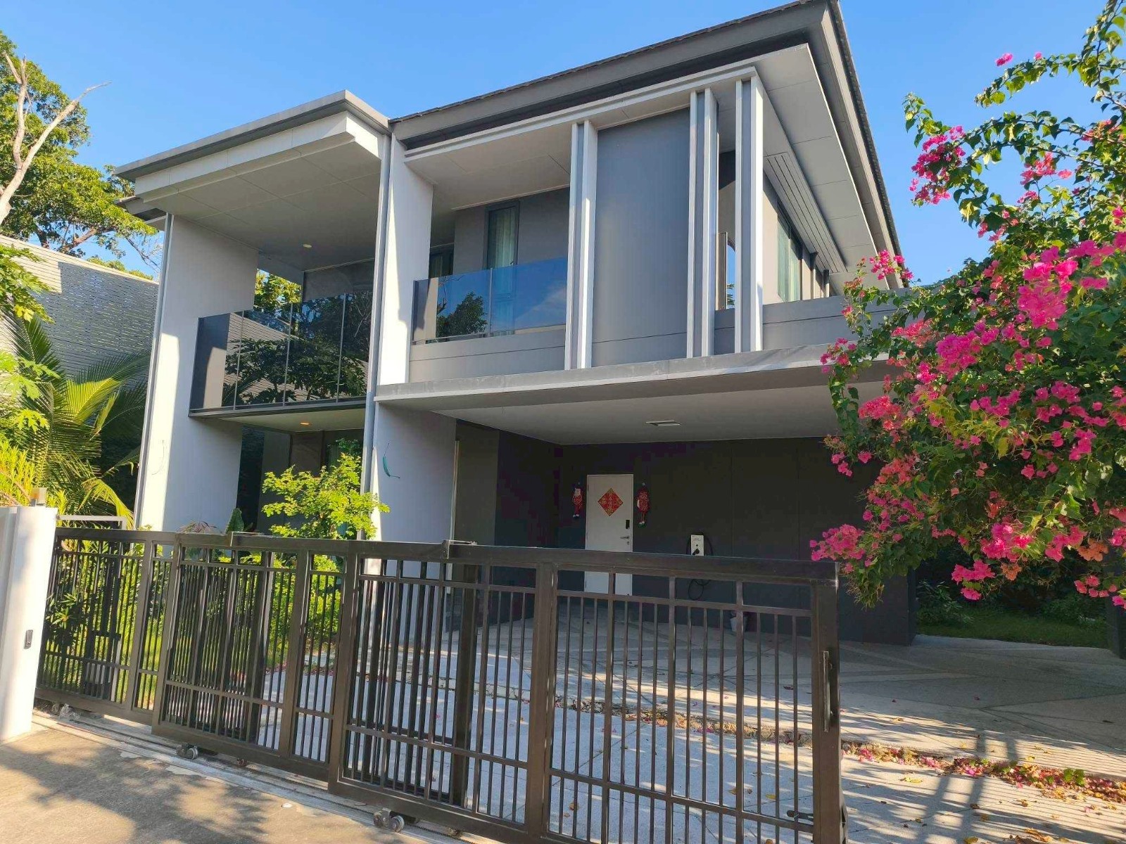 ​沙攀松区 | Setthasiri Krungthepkreetha 2独栋别墅出租 4卧4卫250平方米 租金120,000泰铢/月