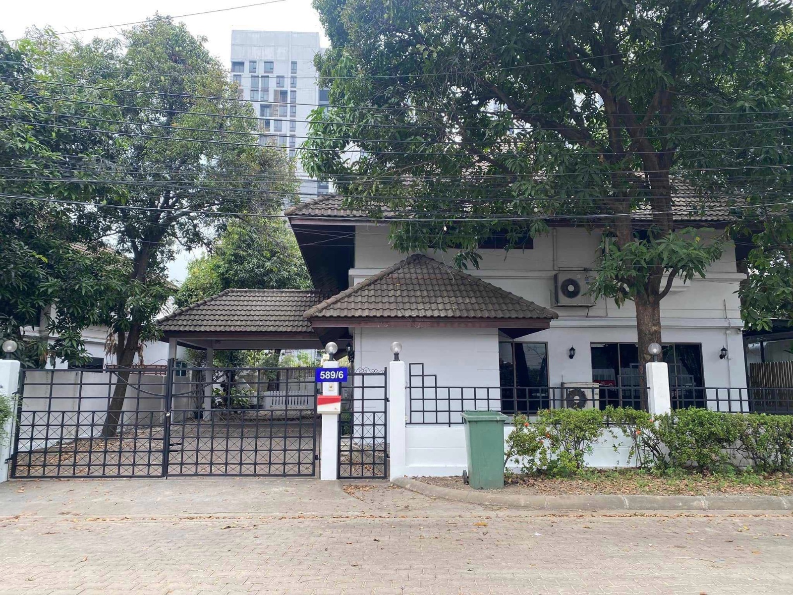 曼谷 赛丽区 | 独栋住宅/家庭办公室出租 12间多功能房 390平方米 租金90,000泰铢/月 可注册公司