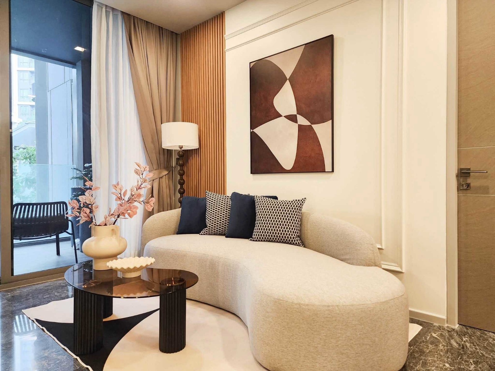 曼谷 空堤区 | Ashton Residence Sukhumvit 41宠物友好公寓出租 2卧2卫74平方米 租金70,000泰铢/月