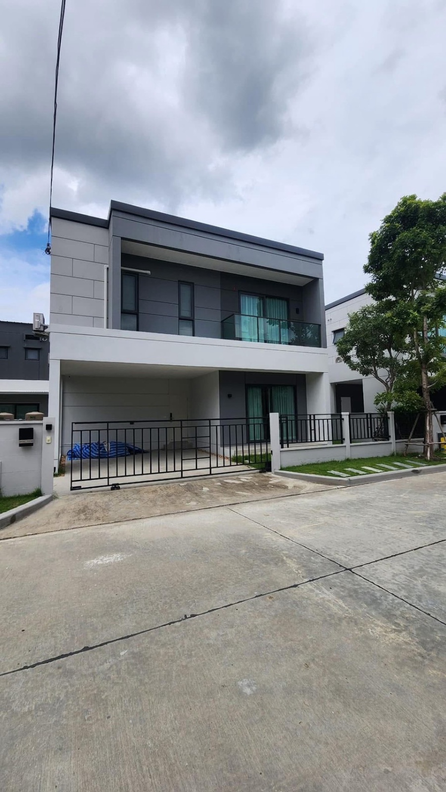 北榄府 邦披县 | Centro Bangna独栋别墅出租 4卧4卫190平方米 租金80,000泰铢/月
