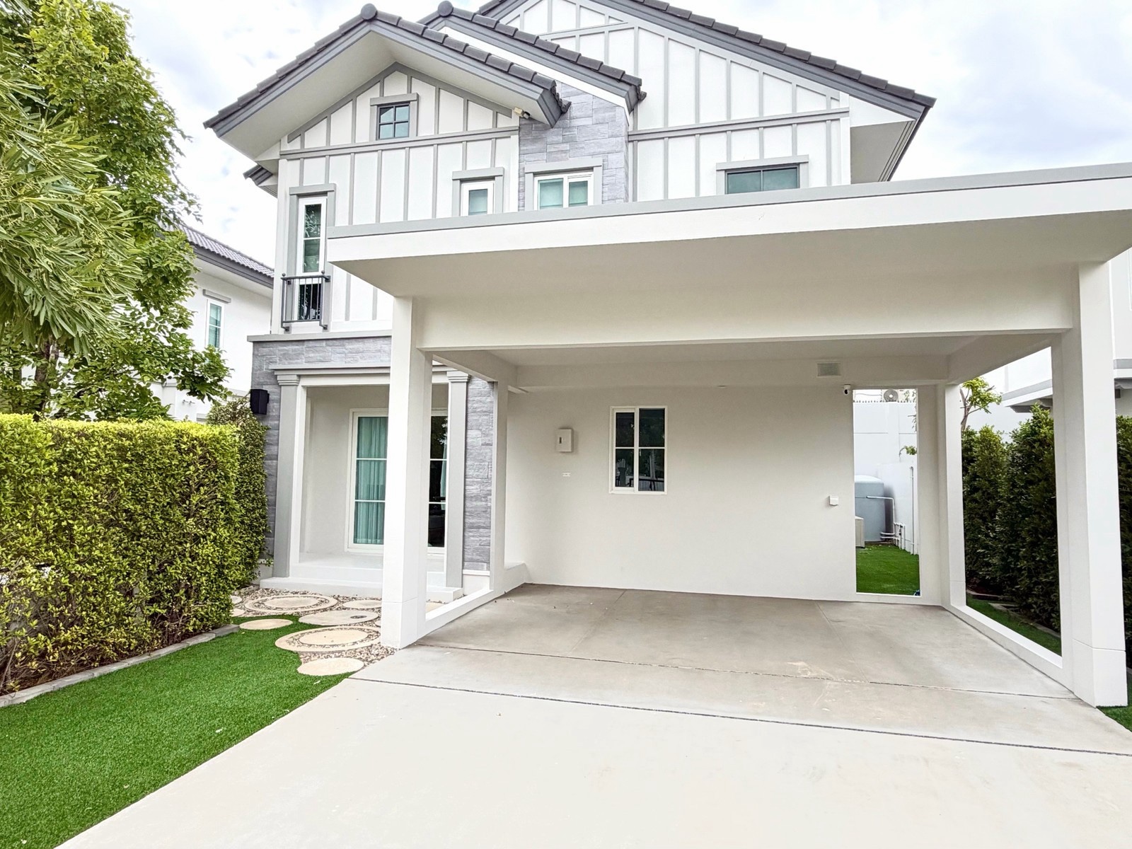 曼谷 邦纳区 | Villaggio 3 Srinakarin–Bangna独栋别墅出租 4卧3卫153平方米 租金69,000泰铢/月