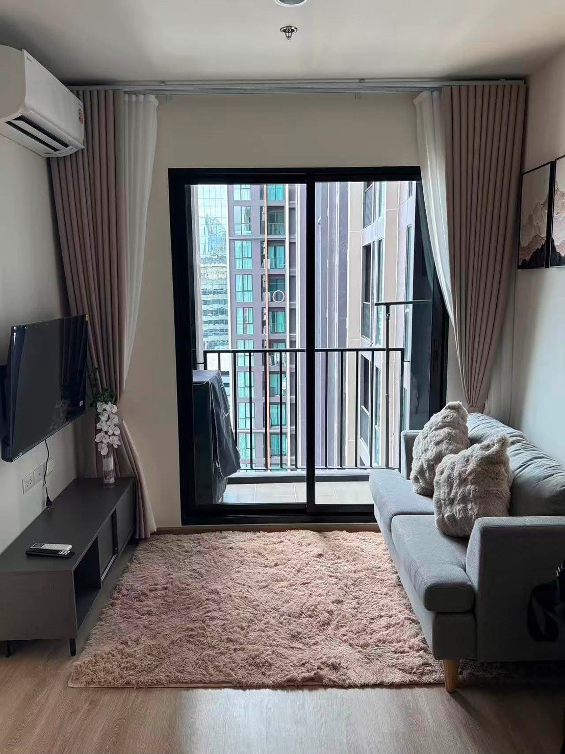 曼谷 Rama 9 | Nue District R9 公寓出租，1卧1卫｜26.97平方米｜18,000泰铢/月