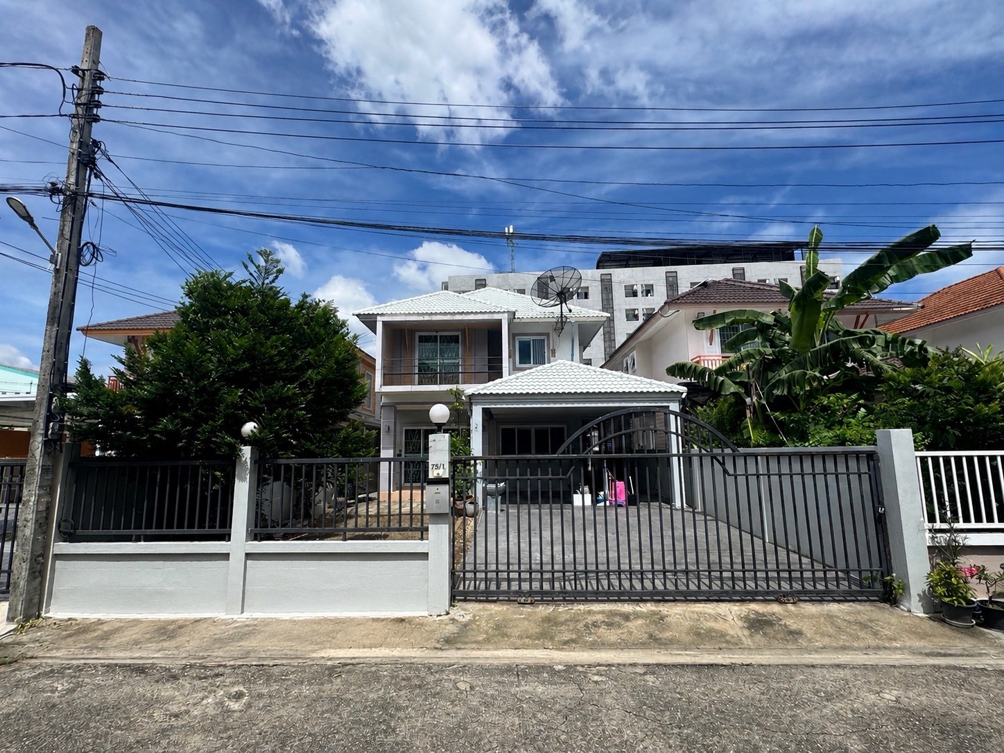 曼谷 乍都节区 | Lat Phrao 41独栋别墅出租 55平方哇 | 租金40,000泰铢/月