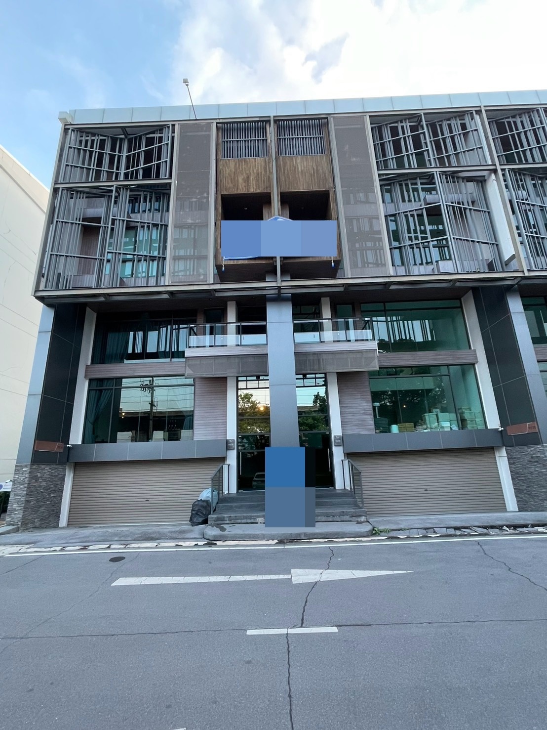 曼谷邦纳区 | The Pretium Bangna Home Office出售 460平方米 6室6卫 售价39,500,000泰铢