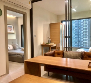 拉差贴威区 | Life Asoke Rama9 公寓出租 2卧 35平米 23,000泰铢/月