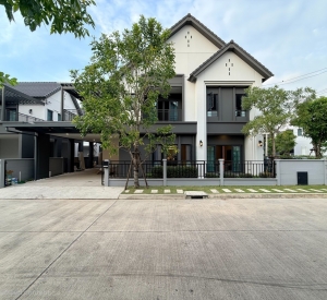 北榄府 | Centro Bangna 独栋别墅出租 4卧 303平米 160,000泰铢/月