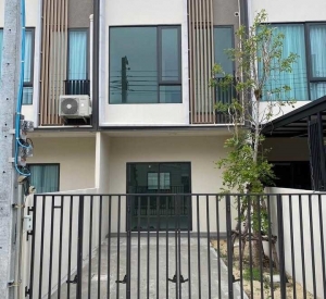 北榄府 | Altitude Kraf Bangna 联排别墅出租 2卧 65.6平米 25,000泰铢/月