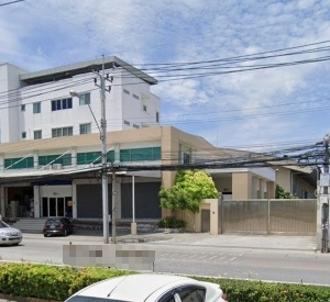 北榄府 |【绿色区】Bang Pla, Theparak区域 工厂出租 5,600平米 每平米120-150泰铢/月（有工厂许可证）