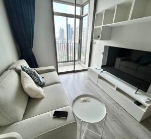 【中国业主】瓦他那区 | RHYTHM EKKAMAI 公寓出租 1卧 35平米 28,000泰铢/月