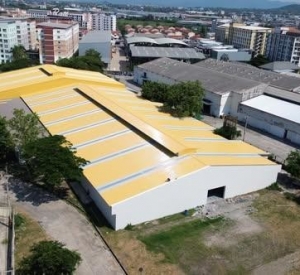 春武里府 |【橙色区】靠近阿玛塔工业园，全新翻新工厂仓库出租 5,800平米 每平米120泰铢/月