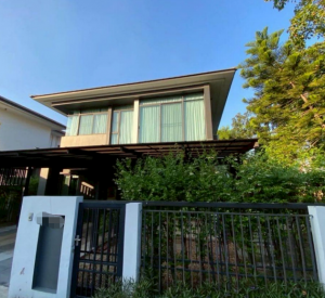 曼甲必区 | Setthasiri krungthep kreetha 1 独栋别墅出租 4卧 280平米 95,000泰铢/月