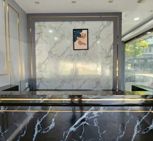 翁通郎区 | Chok chai 4 — Lat phrao区域 商业出租/售 5层楼 64平米 出租45,000泰铢/月，出售1600万泰铢