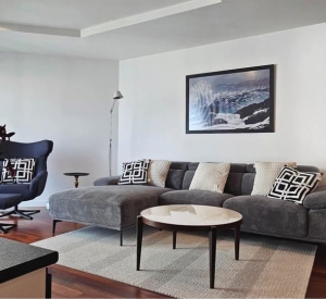 辉煌区 | Belle Grand Rama9 公寓出租/售 2卧 77.9平米 出租50,000泰铢/月，出售1095万泰铢