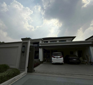 曼甲必区 | ELSE Krungthep Kreetha 独栋别墅出租 5卧 372平米 235,000泰铢/月