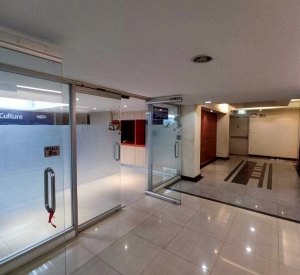 乍都节区 | CHEDJEERA BUILDING 办公楼出租 136平米 每平米550泰铢/月