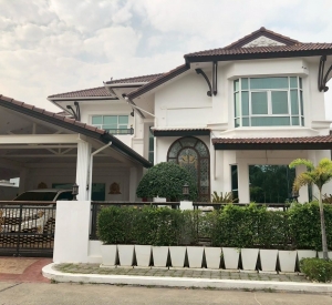 拉甲邦区 | Anaville Suvarnabhumi 独栋别墅出租/售 4卧 500平米 出租95,000泰铢/月，出售1500万泰铢