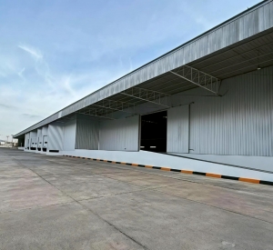 春武里府 |【紫色区】Sriracha — Laem Chabang地段 工厂/仓库出租 9,700平米 每平米155泰铢/月