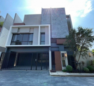 曼甲必区 | Bugaan Krungthep Kreetha 豪华别墅出租 4卧 430平米 250,000泰铢/月