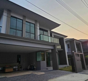 巴威区 | The Palm Bangna-Wongwaen 独栋别墅出租 4卧 290平米 130,000泰铢/月