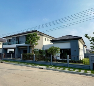 他威瓦他那区 | Centro Thawi Watthana Phetkasem独栋别墅出租 5卧380平米 租金120,000泰铢/月