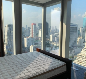 沙吞区｜The Ritz-Carlton Residences Bangkok豪华公寓出售 3+1卧211平米 68,000,000泰铢