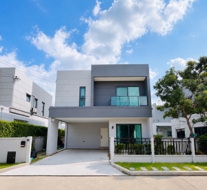 巴威区 | Centro Bangna Phase 1独栋别墅出租 170平方米3卧 租金7.5万泰铢/月