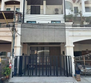 然那华区 | Rama 3–Nonsi 14联排别墅出租 3卧4卫290平方米 租金95,000泰铢/月