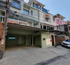 曼谷 旺通朗区| Sinthanee Ladprao 80独栋住宅出租 3卧5卫320平方米 租金42,000–45,000泰铢/月 可注册公司