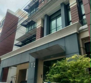 曼谷 拉抛区| Klang Muang Urbanion Ladprao–Chokchai 4办公室/住宅出租 515平方米 租金95,000–100,000泰铢/月  可办理公司注册