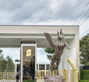 曼谷 瓦他那区 | Luxury Townhome 3层联排别墅出租 3卧4卫228平方米 租金130,000泰铢/月 可注册公司