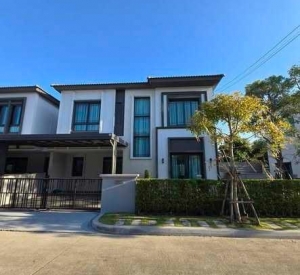 北榄府 邦披县 | Grande Pleno Sukhumvit–Bangna独栋别墅出租 3卧4卫 175平方米 租金73,000泰铢/月