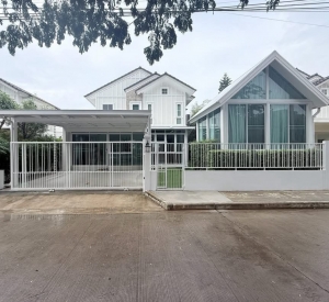 曼谷 北榄府 | Villaggio 2 Srinakarin–Bangna独栋别墅出租 4卧4卫200平方米 租金89,000泰铢/月