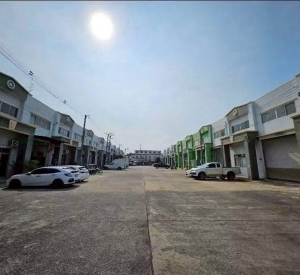 曼谷 廊曼区 | Phetkasem 85仓库出租 300–400平方米 租金30,000–40,000泰铢/月