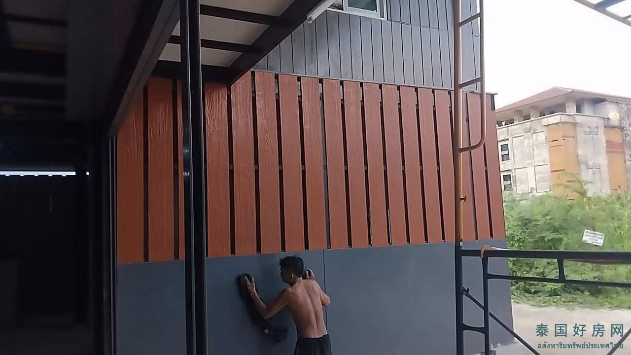 1787631582542969.jpg